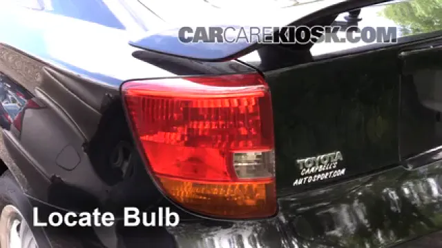 2001 Toyota Celica GT 1.8L 4 Cyl. Éclairage Feu clignotant arrière (remplacer l'ampoule)